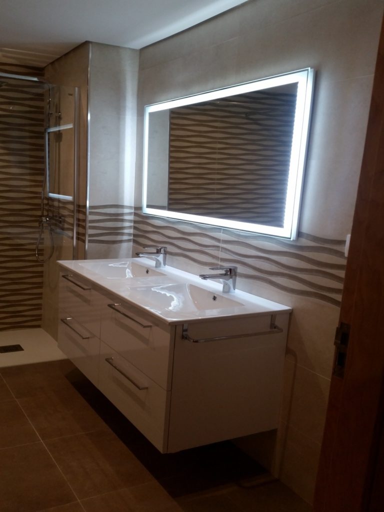 Bathrooms Carpenter - Complete Carpentry Fuengirola